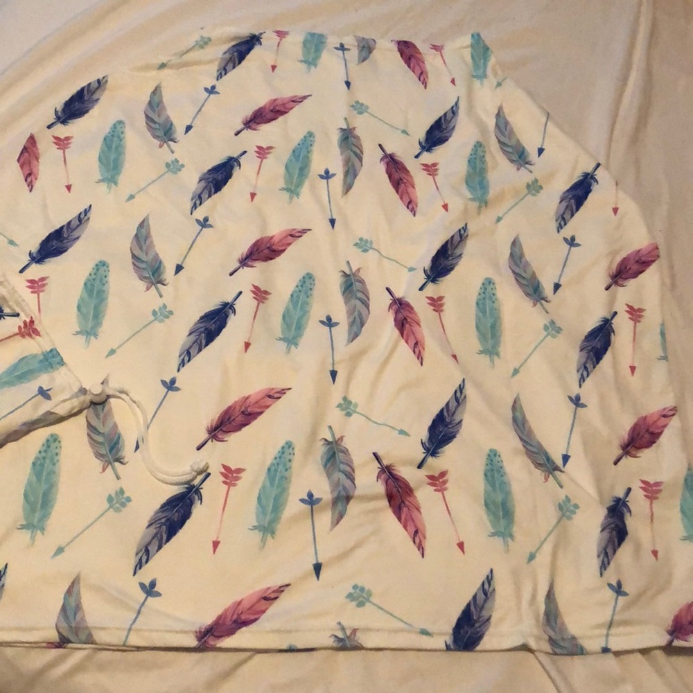 Nursing cover with carry bag!